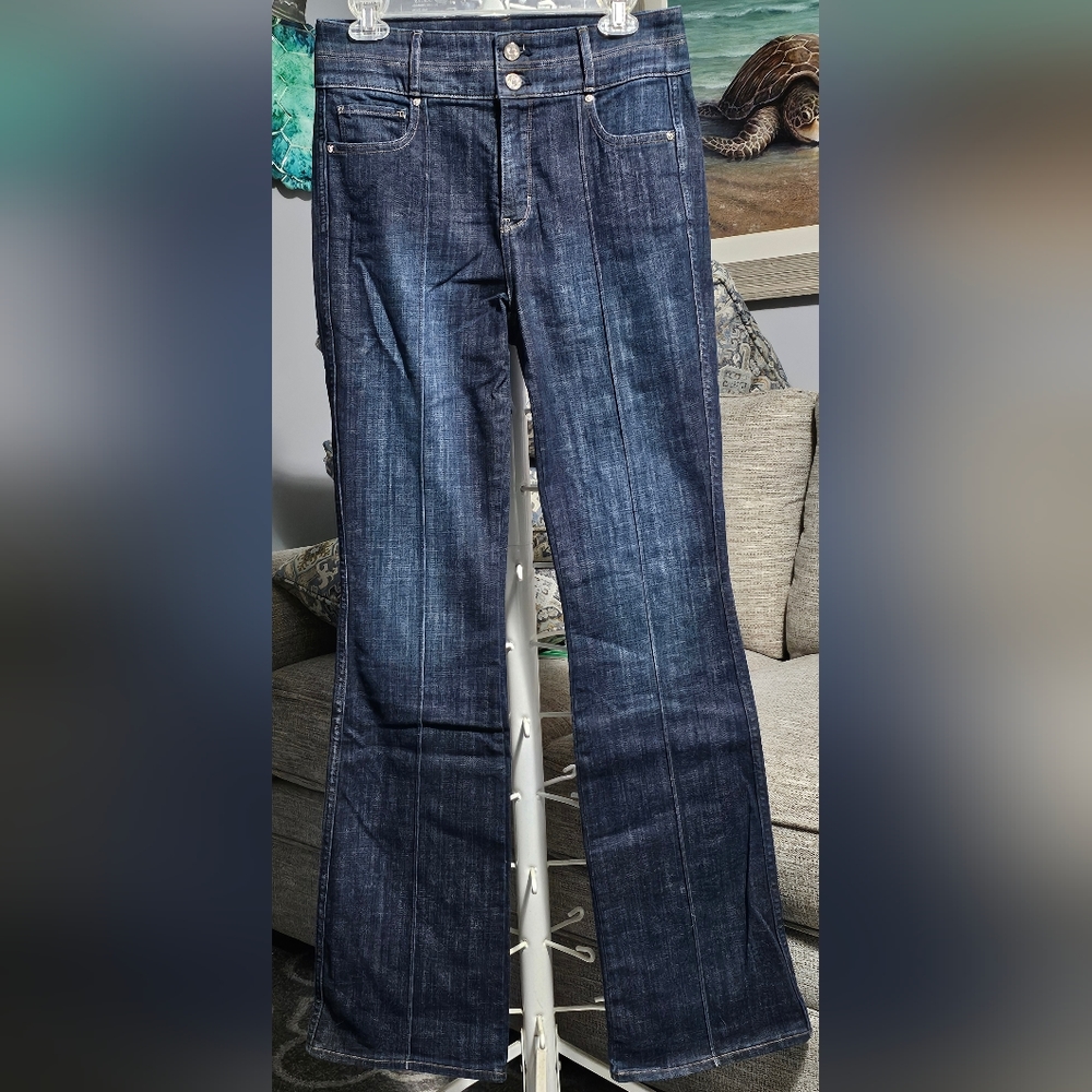 WHBM Everyday Soft Extra High Rise Flare Jeans Sz 6 Long